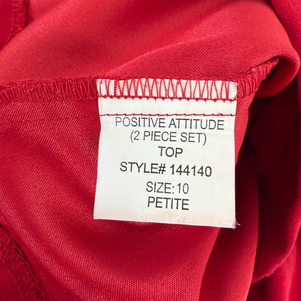 Positive Attitude Long Sleeve Button Back Beaded Front Red Top Size 10P - Picture 8 of 8